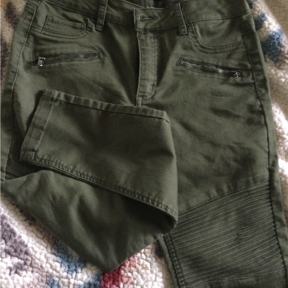 Army green Tinsel straight leg pants